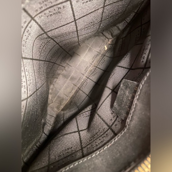 CELINE Paris Black Tote Shoulder Bag with Gold Plates Classic Authenticated - Picture 9 of 16